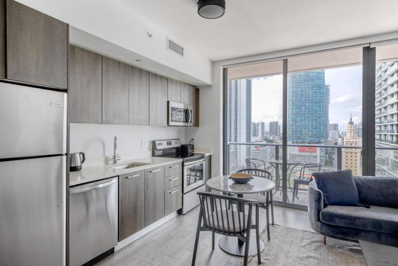 Downtown Studio W Pool Nr Shops Entertainment Mia-80 *